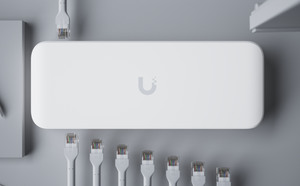 USW-Pro-8-PoE4.png USW-Pro-8-PoE.png